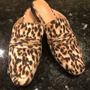 CATO Leopard Low Heel Slides Flats Loafers Size 7